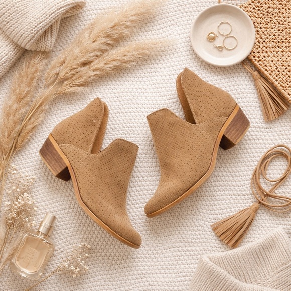 Lucky Brand Shoes - Lucky Brand Tan Suede Ankle Boots